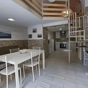 San Camillo House Aeroporto di Catania Fontana Rossa